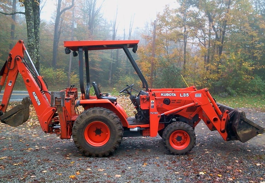 KUBOTA L35 USZCZELKA GŁOWICY